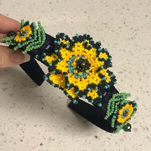 🔥SOLD ON MERCARI🔥 Handmade Beaded Headband from Guatemala Flower/Floral Design